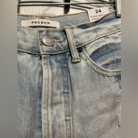PacSun Light Blue Ultra High Waisted Vintage Denim Shorts size 24 NWT cotton - Picture 7 of 16